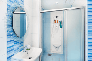 7 Best Sliding Shower Doors Of 2024 Top Picks Compared